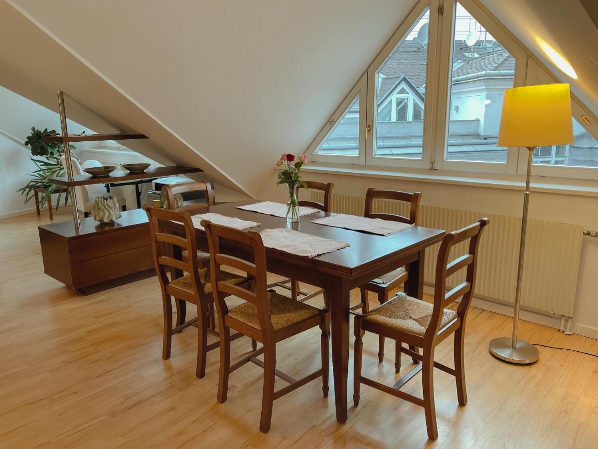 Luxury 150M2 Suite In Most Desirable Area Of Historic Central Bécs Kültér fotó